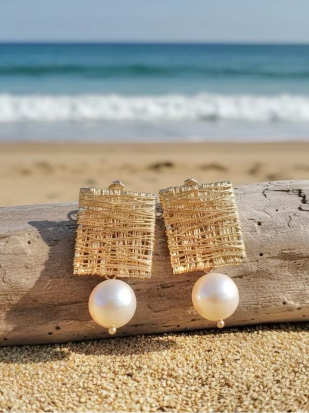 NWT Gold Square Weave Pearl Drop Earrings